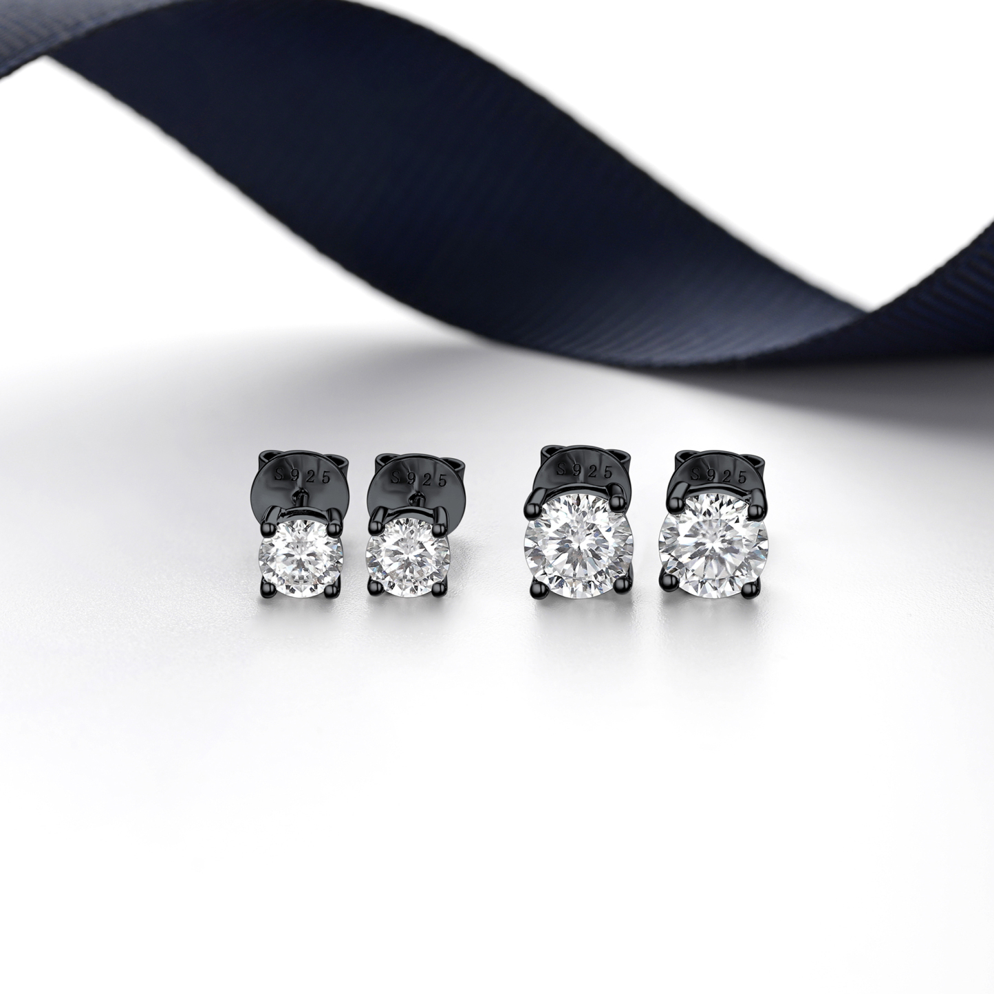 4 Prong Round Stud Moissanite Earrings in Black (D Color VVS1)