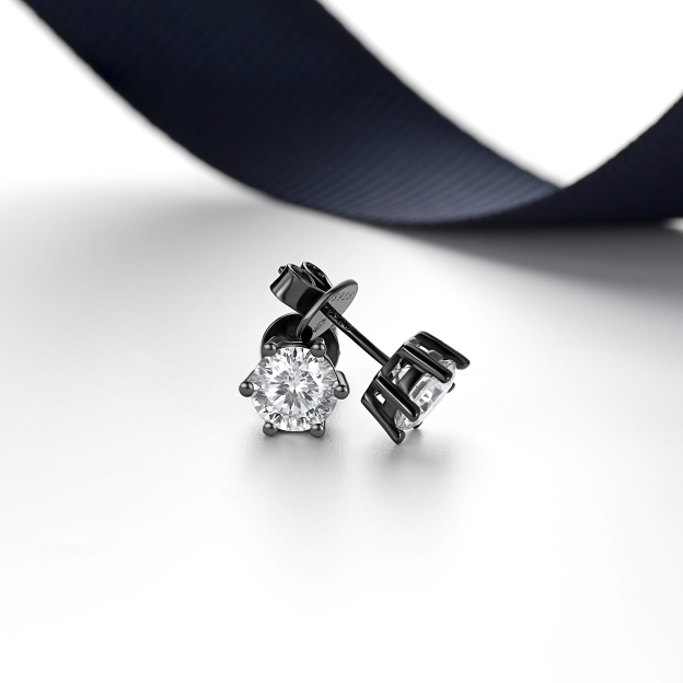 6 Prong Round Stud Moissanite Earrings in Black (D Color VVS1)