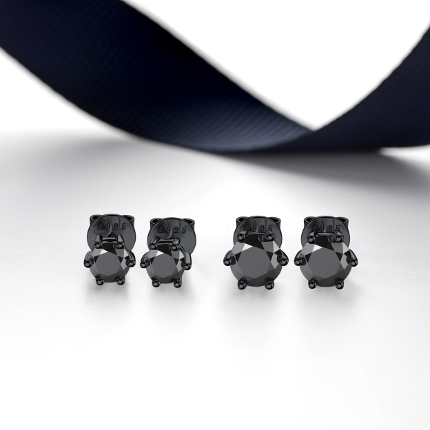 6 Prong Round Stud Black Moissanite Earrings in Black (D Color VVS1)