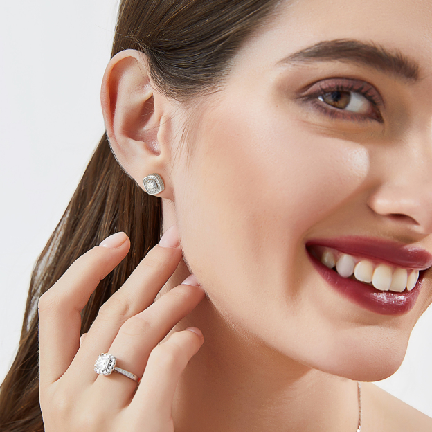 4 Prong Halo Cluster Stud Moissanite Round Cut Earrings (D Color VVS1)