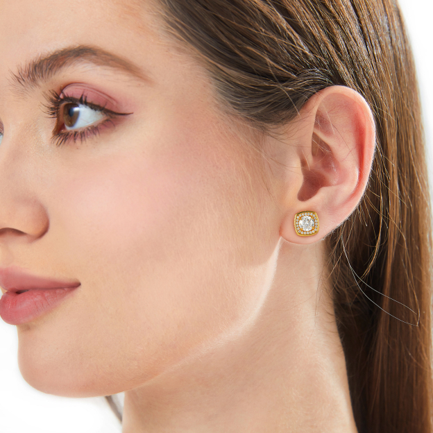 4 Prong Halo Cluster Stud Moissanite Round Cut Earrings (D Color VVS1)