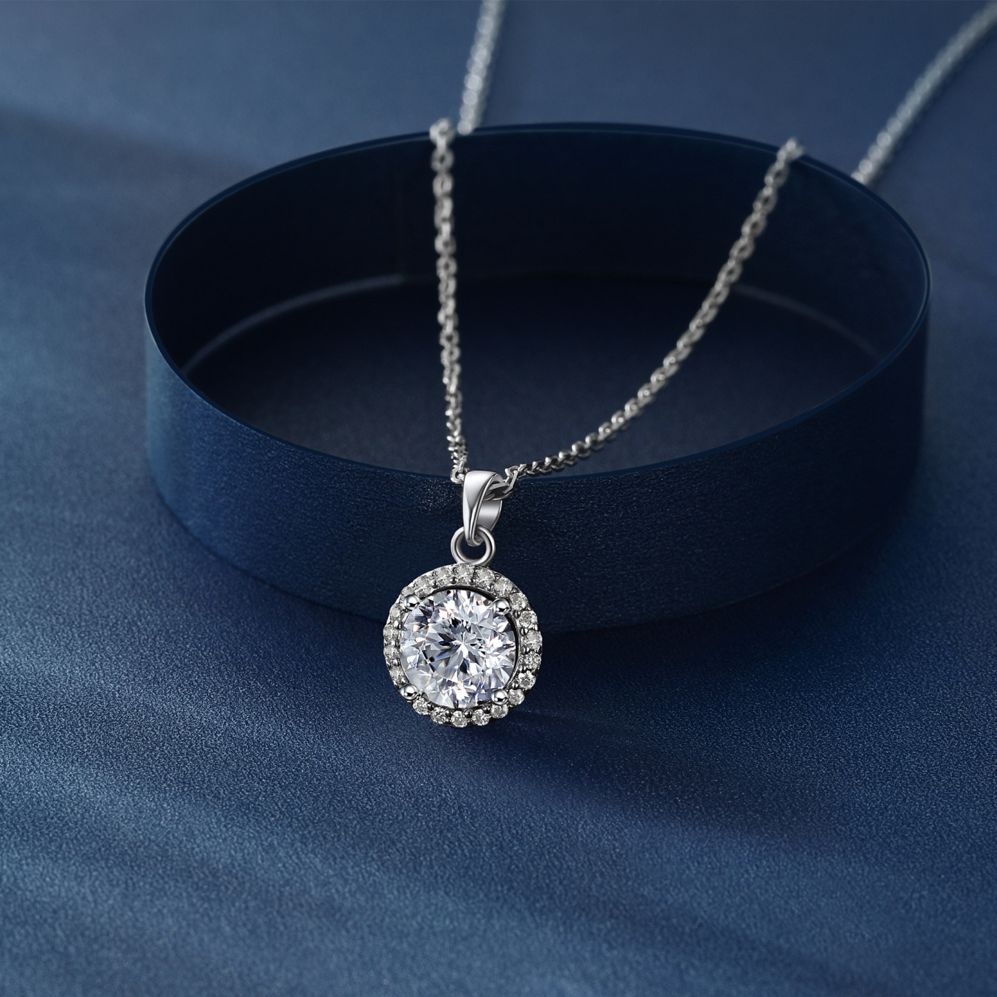 Halo Round Pendant Moissanite Necklace in White Gold (1 Ct. VVS1)