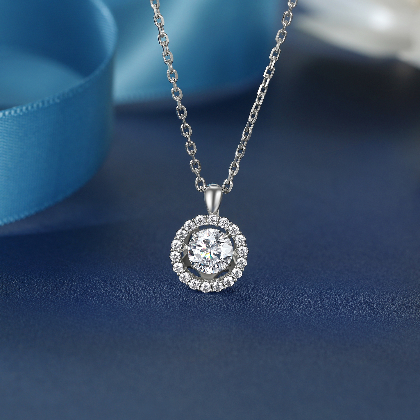 (测试) 925 Sterling Silver Halo Round Pendant Moissanite Dancing Stone Necklace (1 Ct. VVS1)