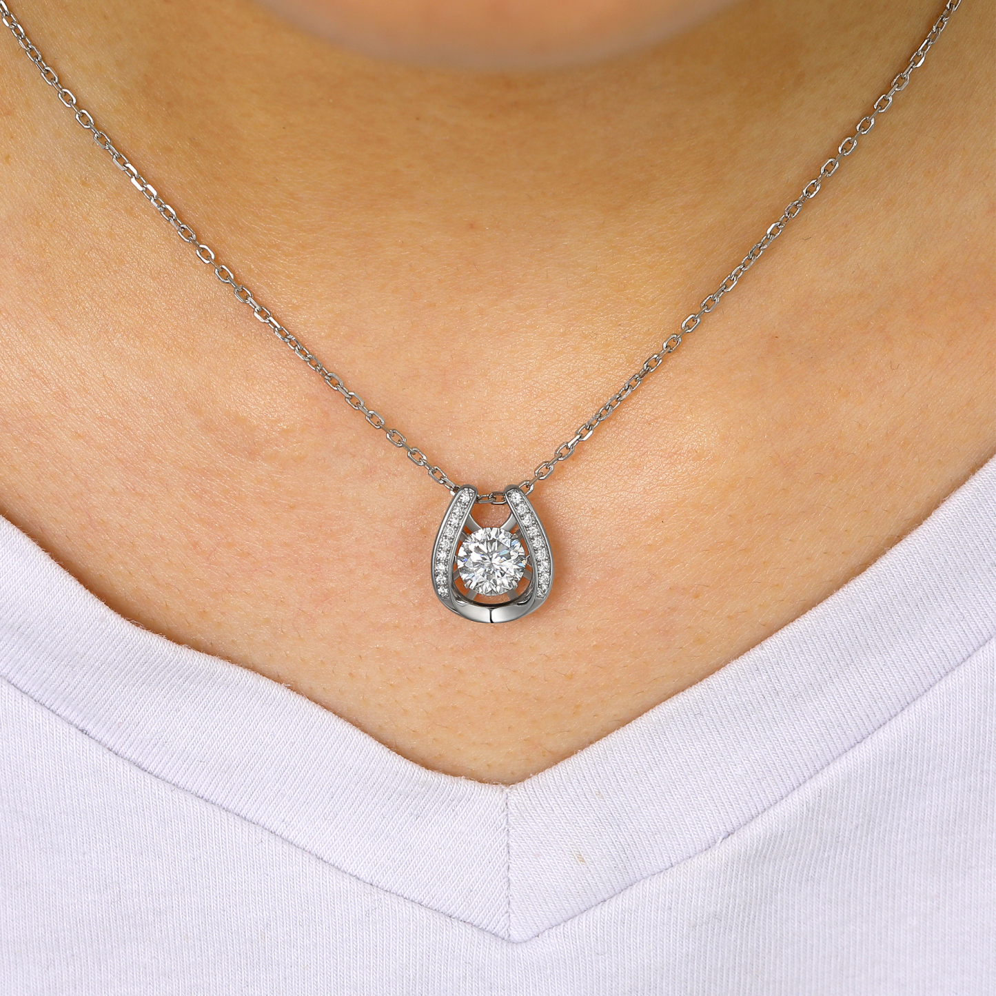 Horseshoe Pendant Round Moissanite Dancing Stone Necklace (1 Ct. VVS1)