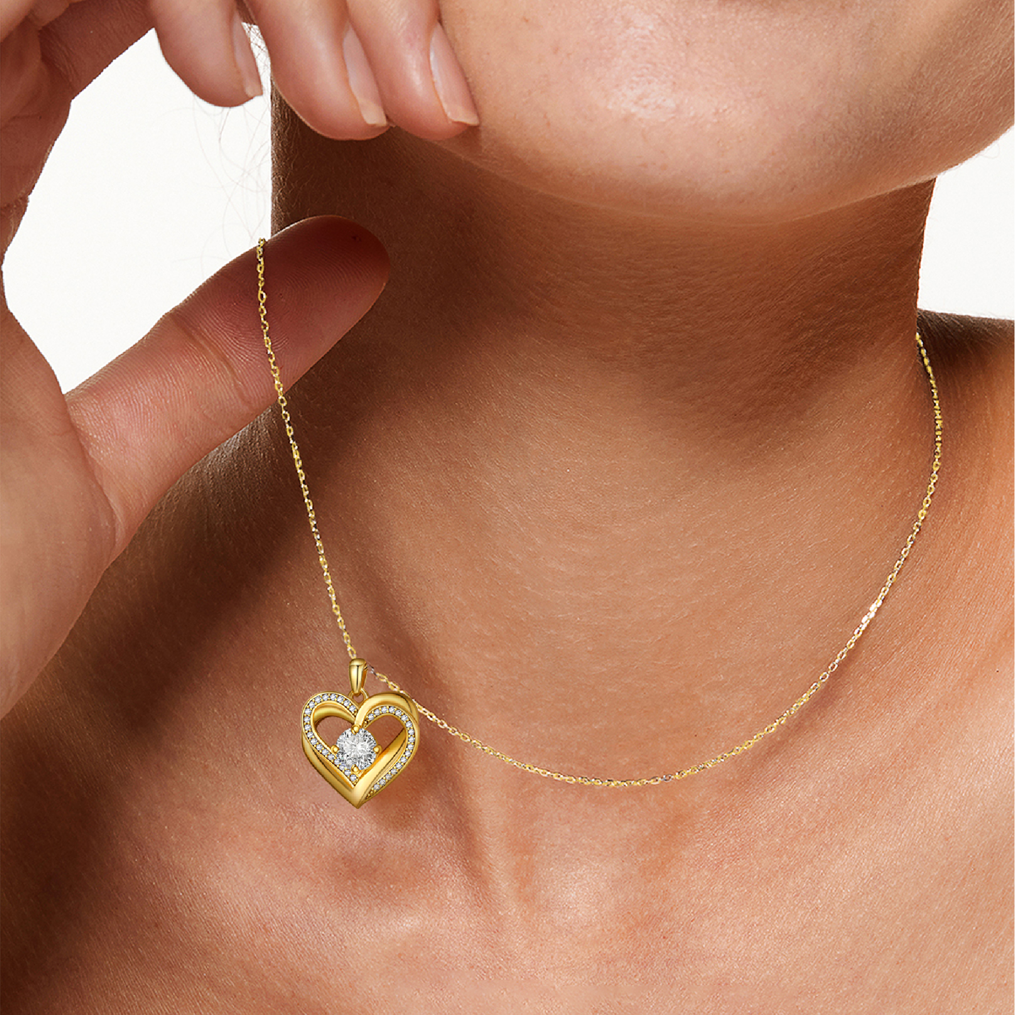 4 Prong Round Pendant Moissanite Double Heart Necklace in 14K Gold (1 Ct. VVS1)