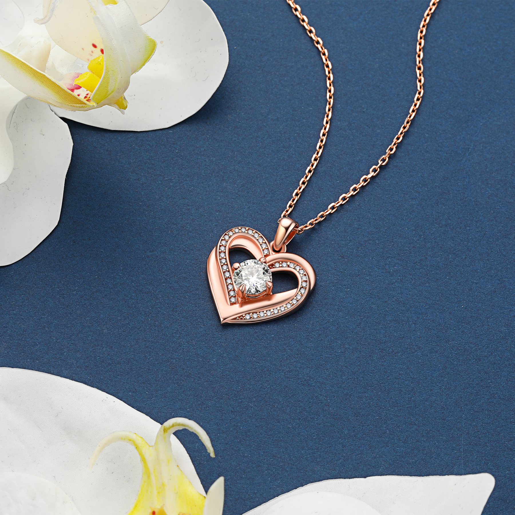 4 Prong Round Pendant Moissanite Double Heart Necklace in Rose Gold (1 Ct. VVS1)