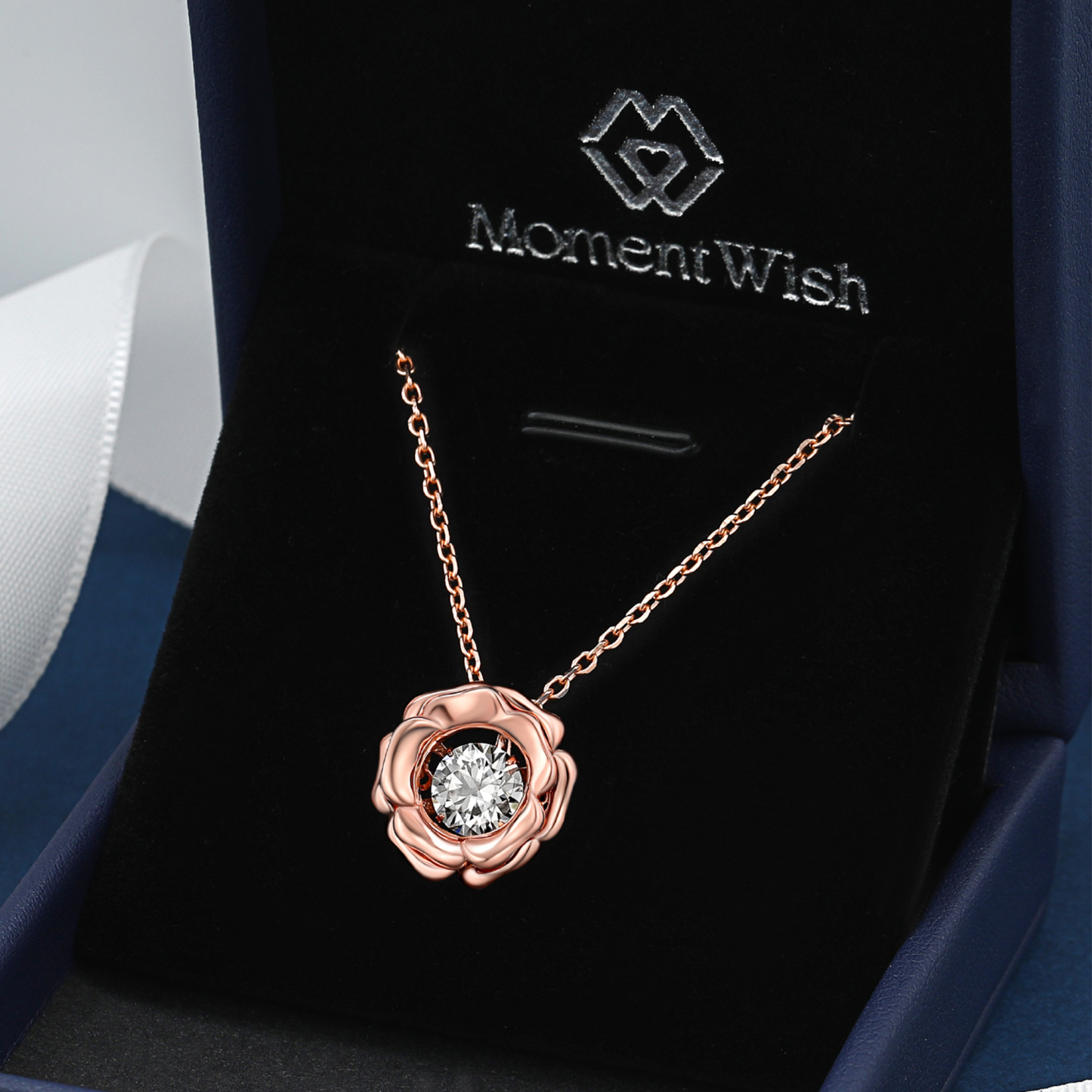 Round-Cut Pendant Moissanite Dancing Stone Rose Necklace in Rose Gold (1 Ct. VVS1)