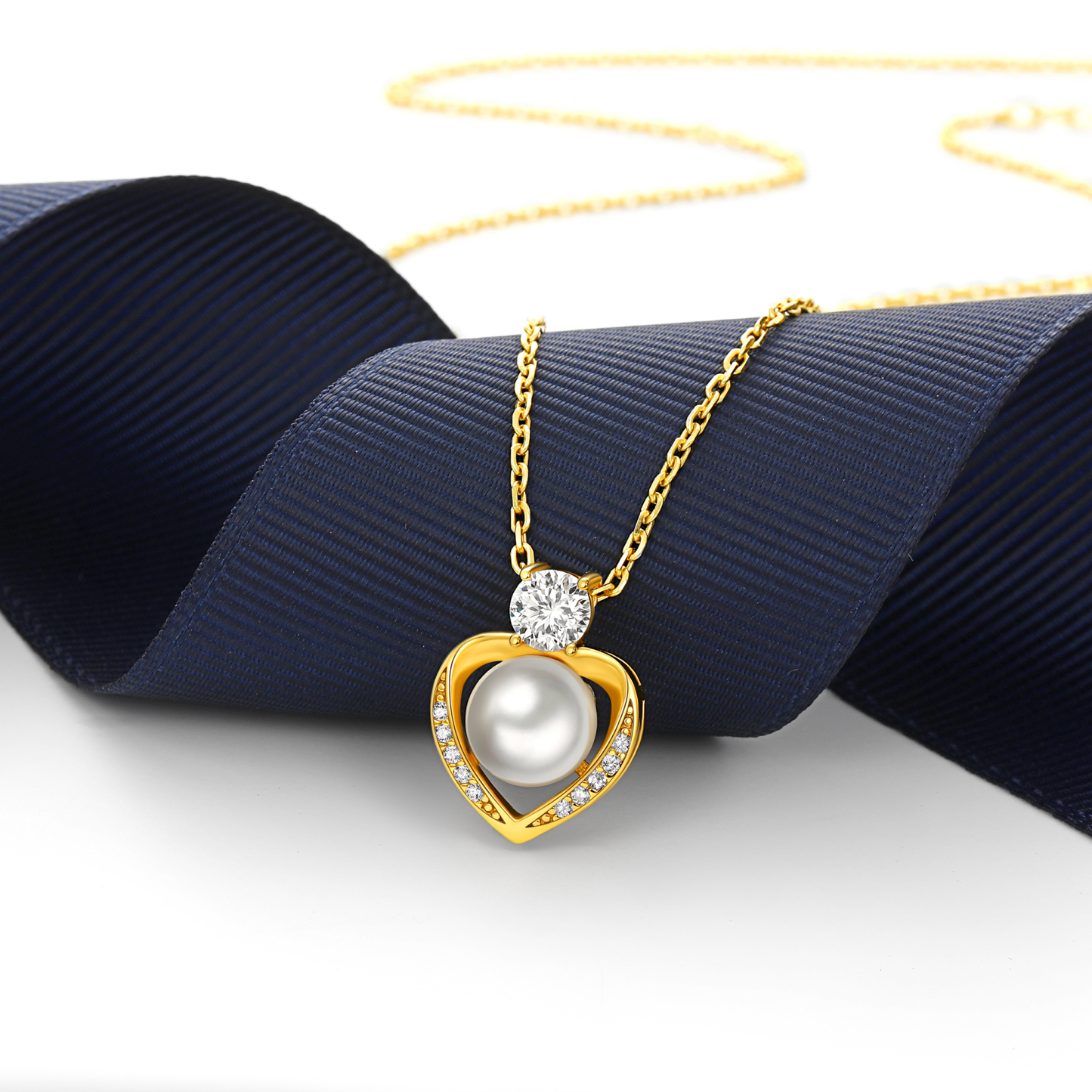 Freshwater Cultured Pearl Pendant Moissanite Heart Necklace in Yellow Gold (1/2 Ct. VVS1)