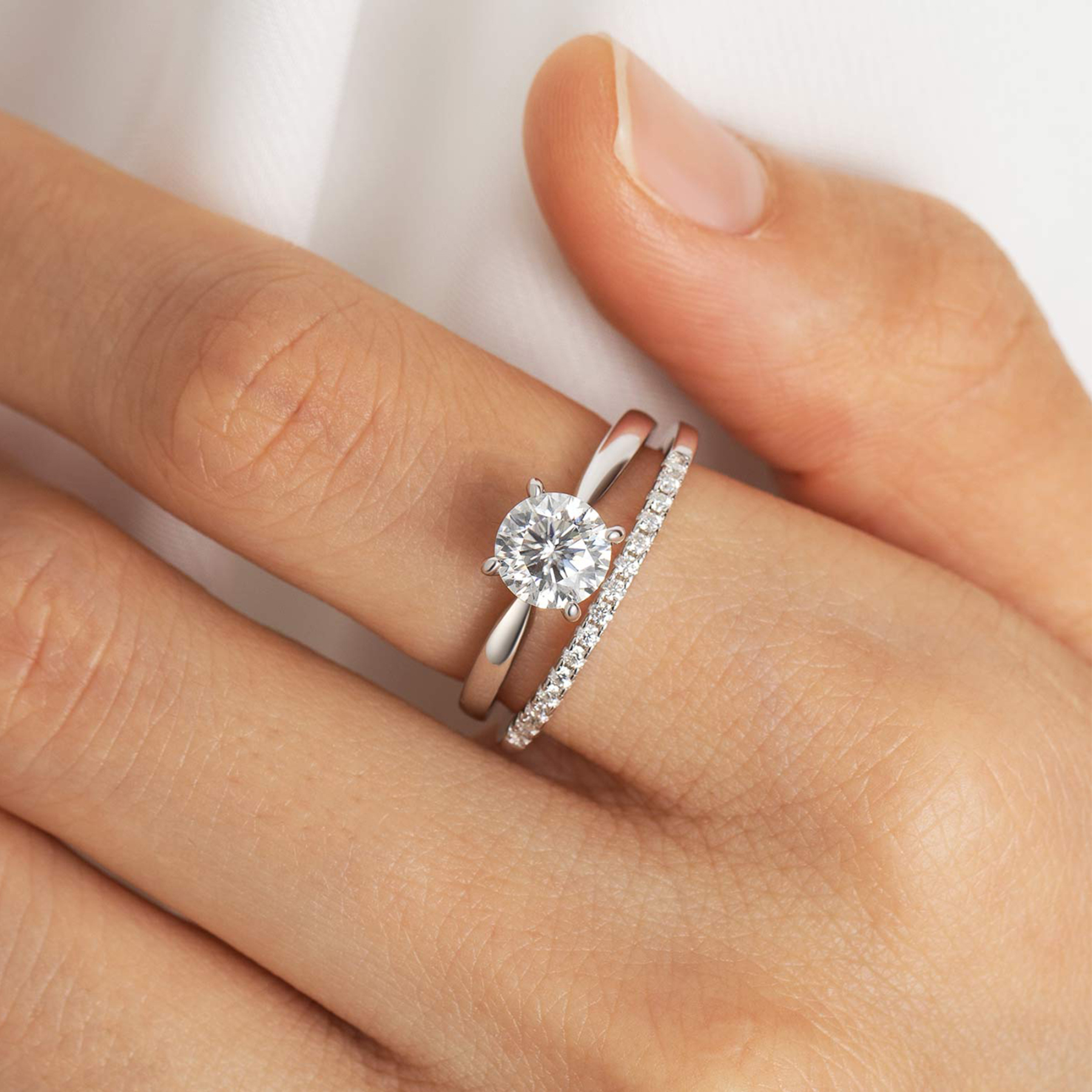 (测试) 925 Sterling Silver Four Prong Solitaire Moissanite Engagement Ring (D Color VVS1)