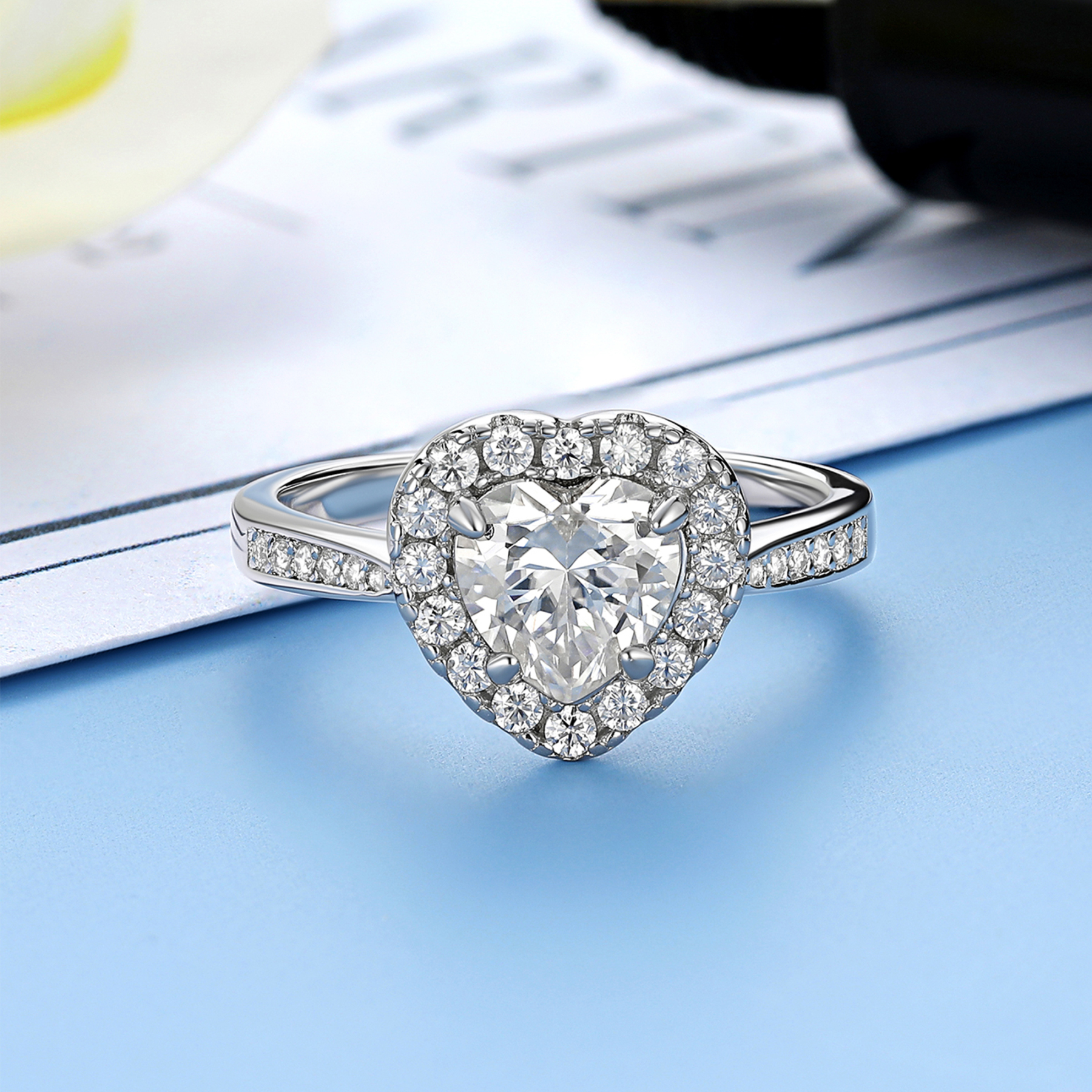 Halo Heart Cut Moissanite Engagement Rings in White Gold (1 Ct. VVS1)