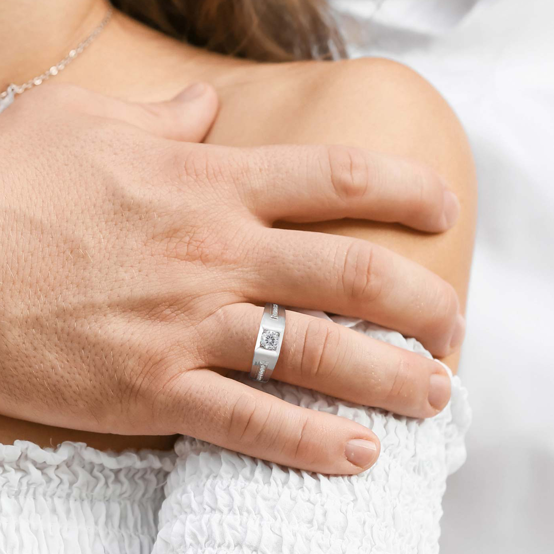 Moissanite Men's Engagement Ring for Men-01