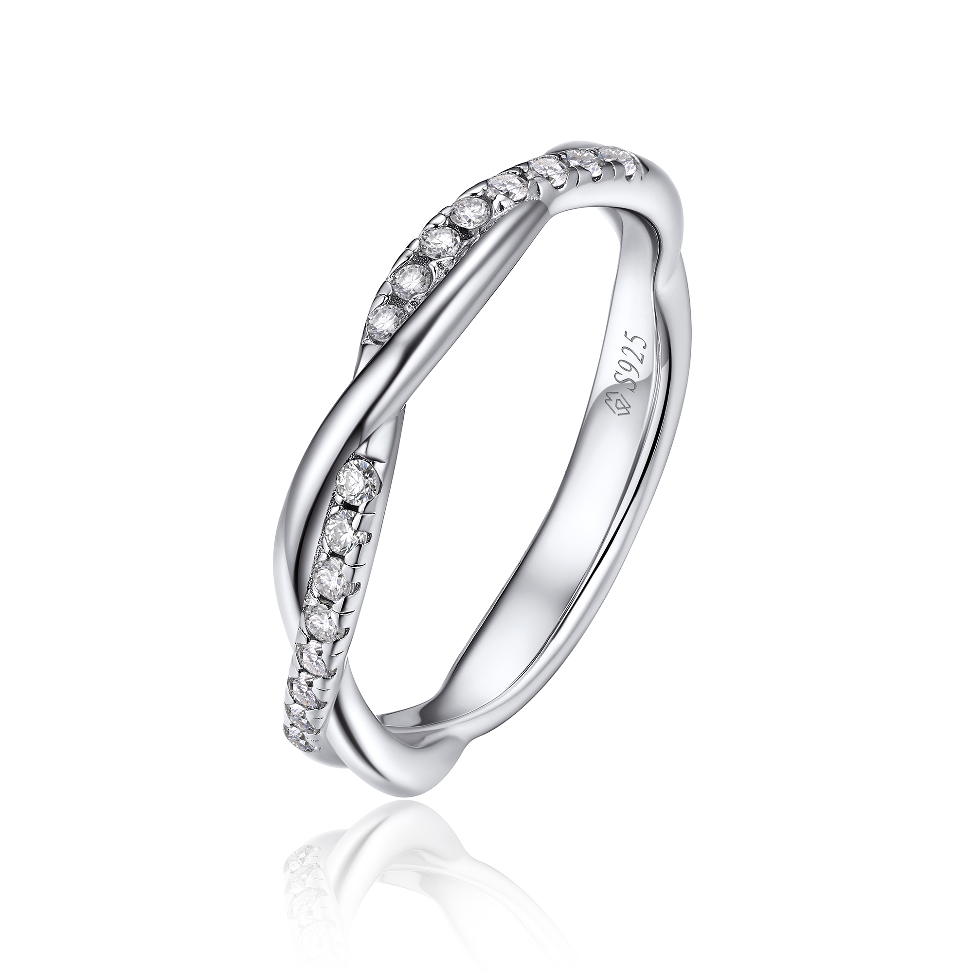 Moissanite Twisted Vine Pavé Eternity Wedding Ring in White Gold-02