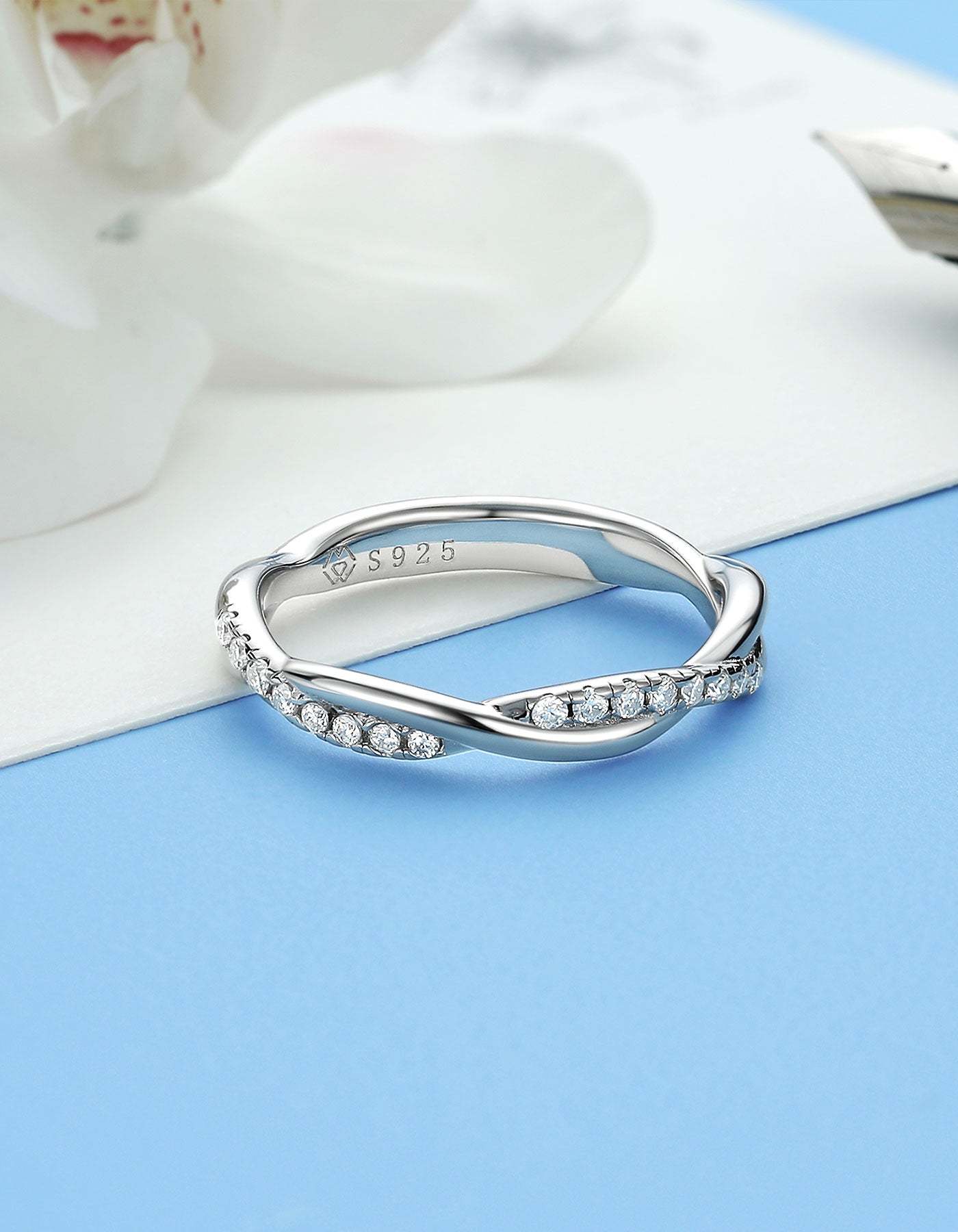 MomentWish Eternity Wedding Band