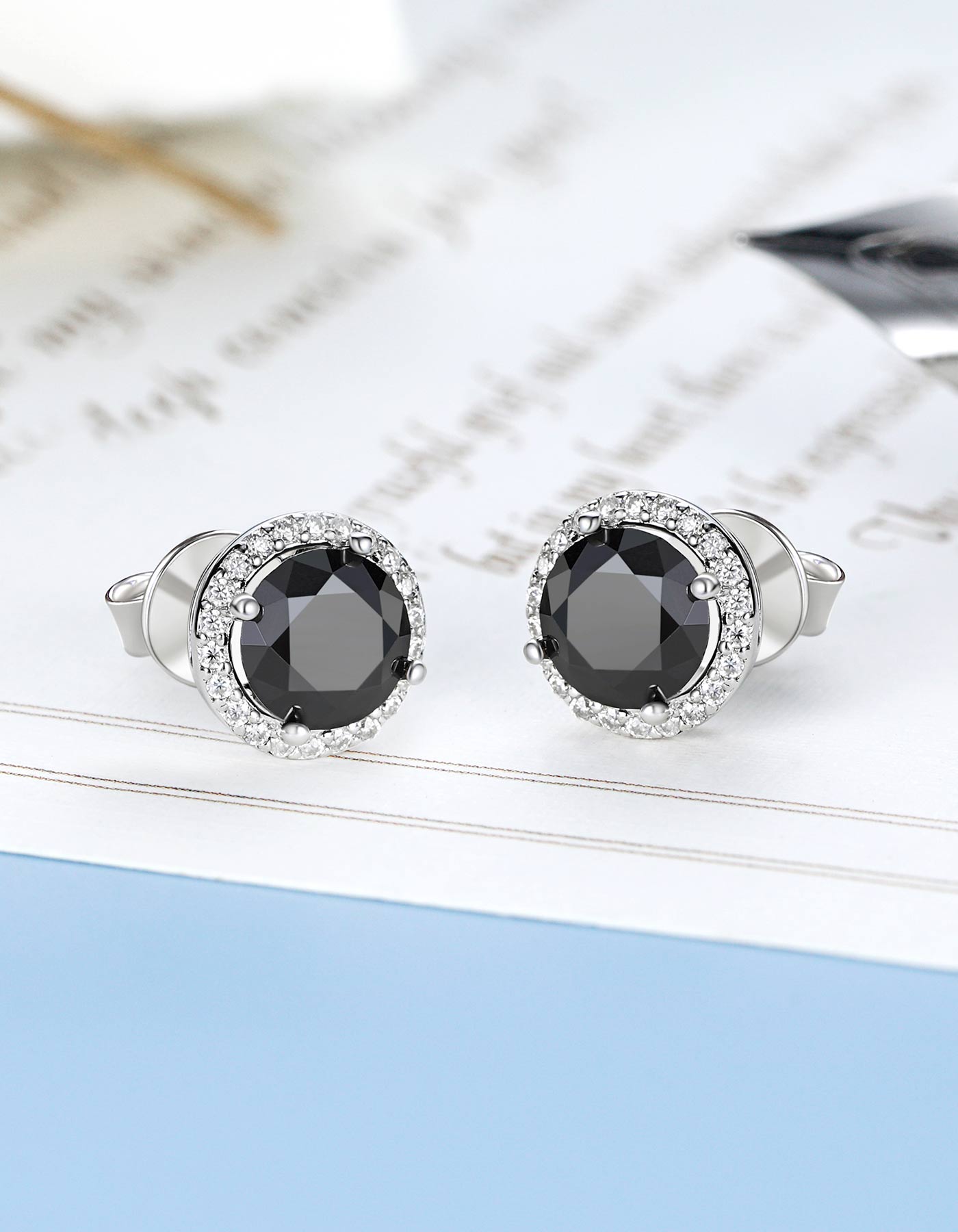 MomentWish Black Moissanite Stud Earrings
