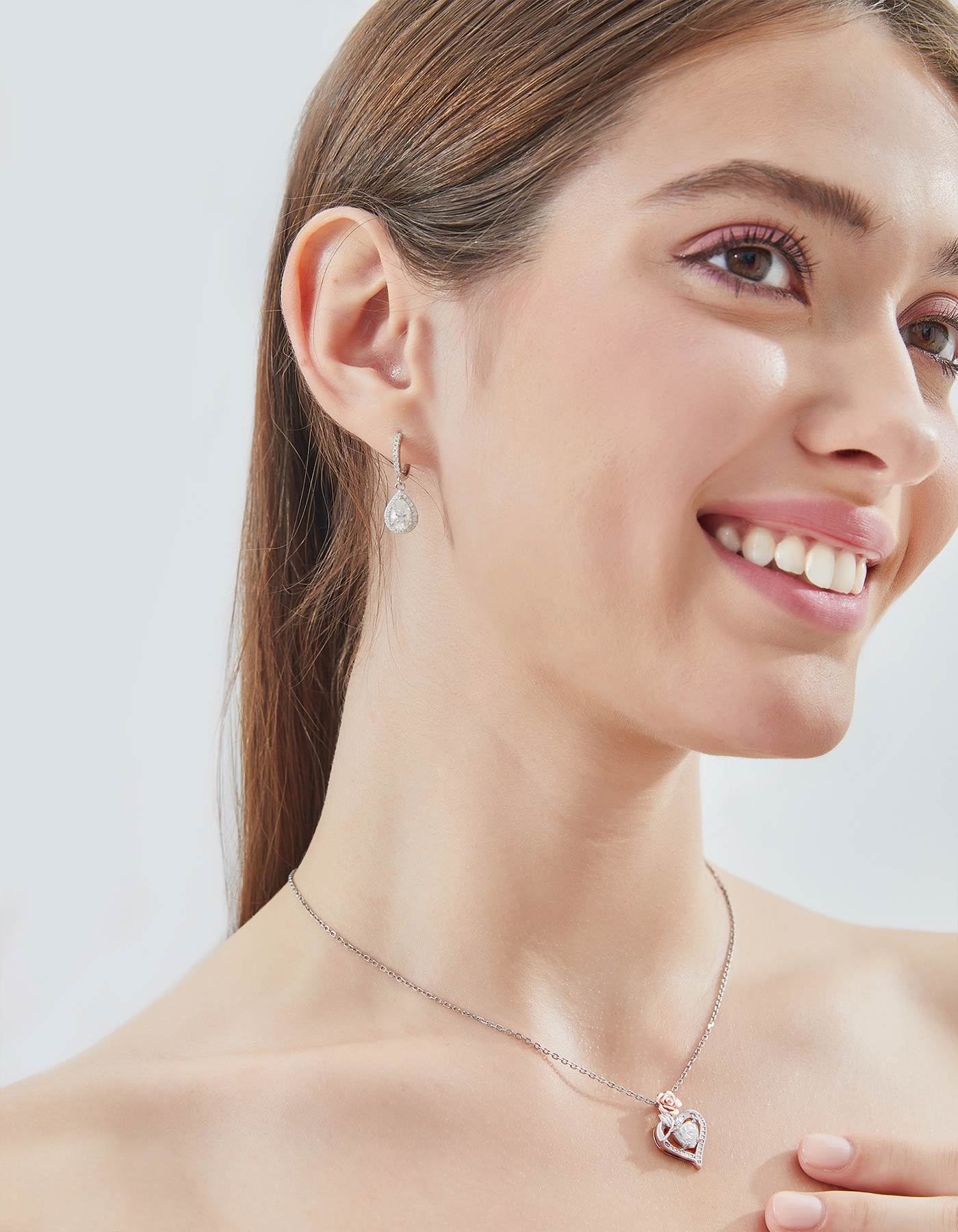 MomentWish Moissanite Necklace For Women