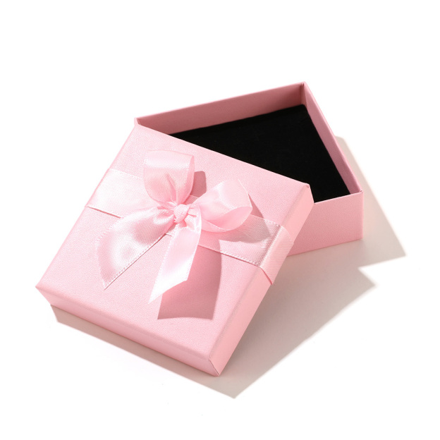 MomentWish Pink Ribbons Gift Box-01