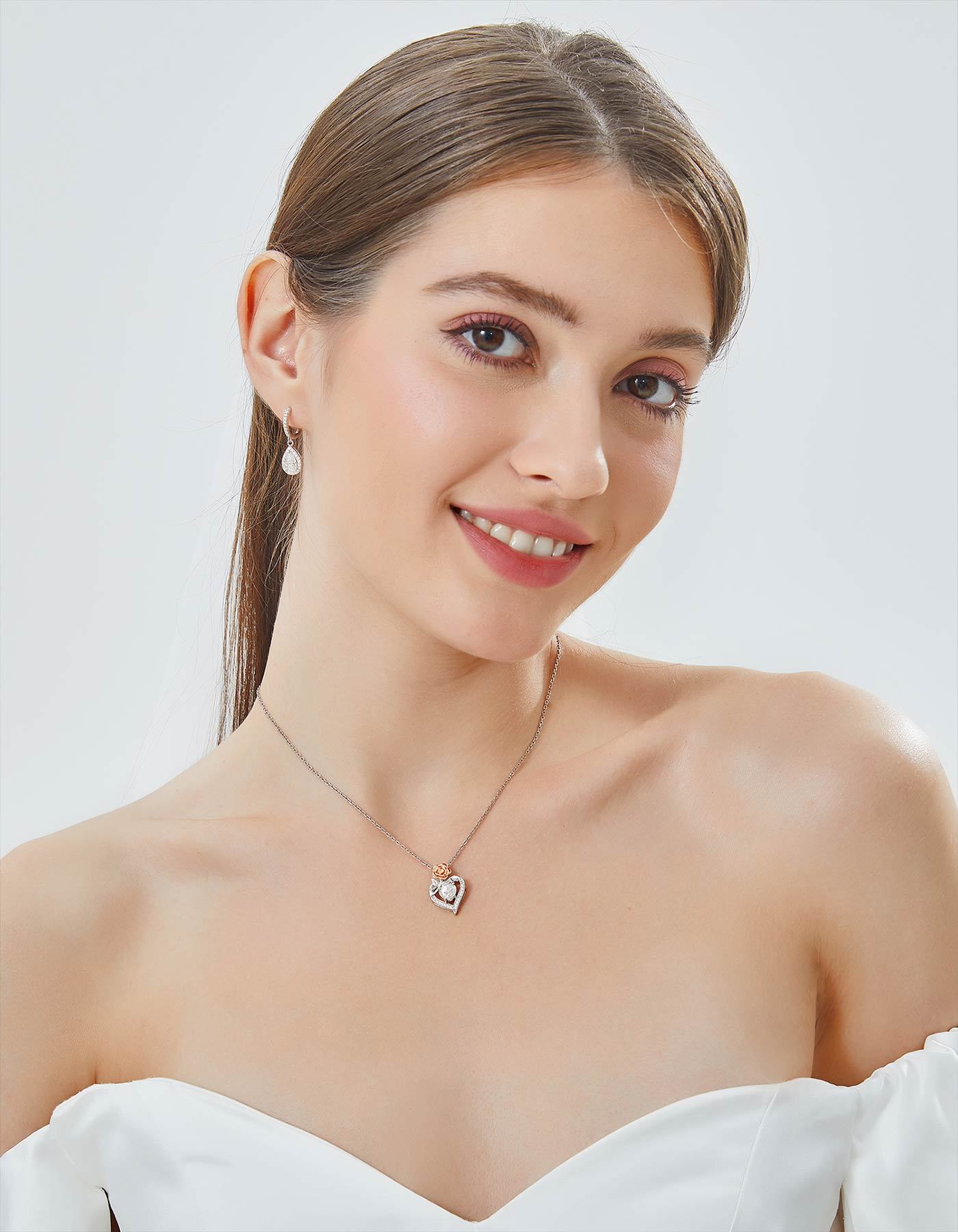 MomentWish Rose Necklace