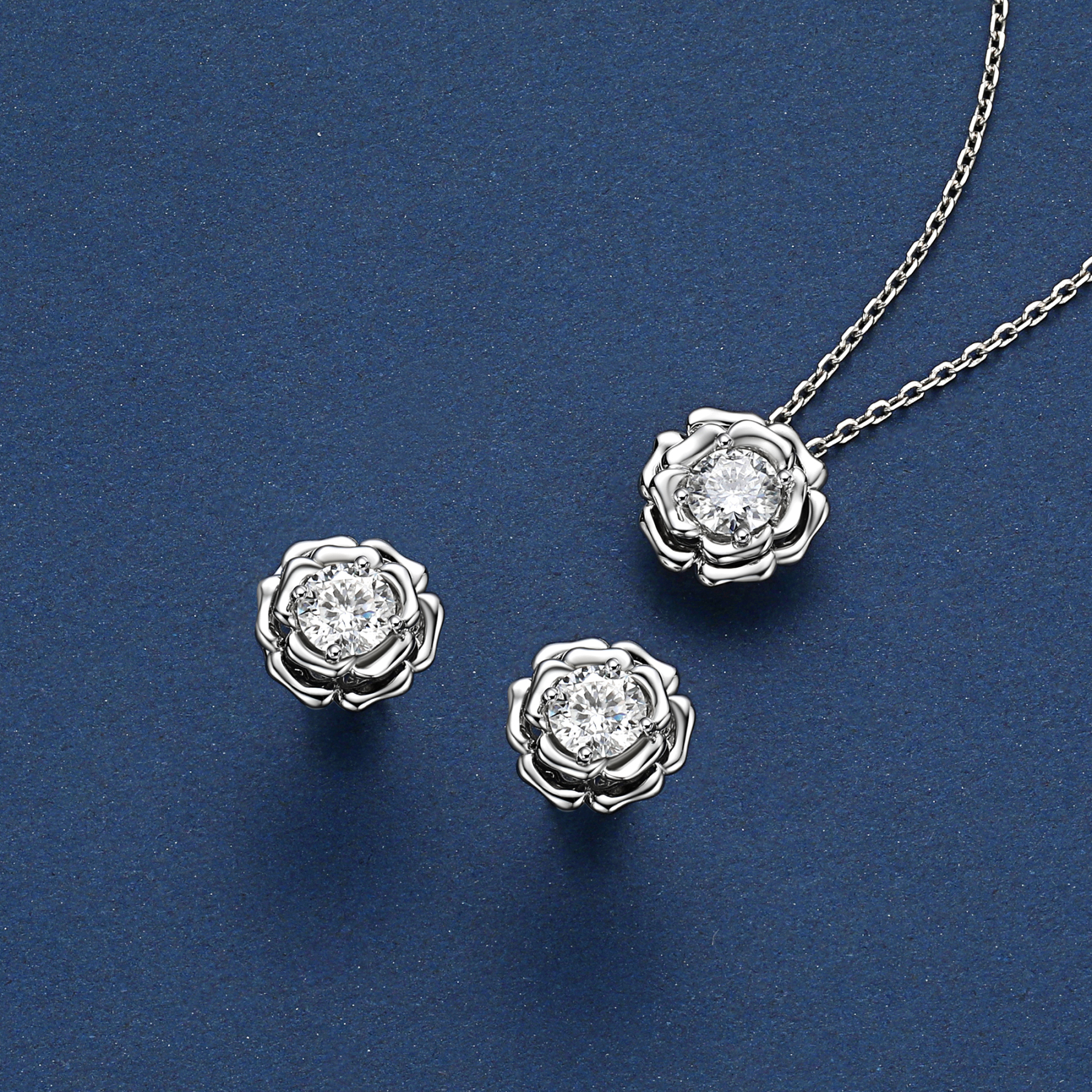 Rose Moissanite Jewery Set in White Gold