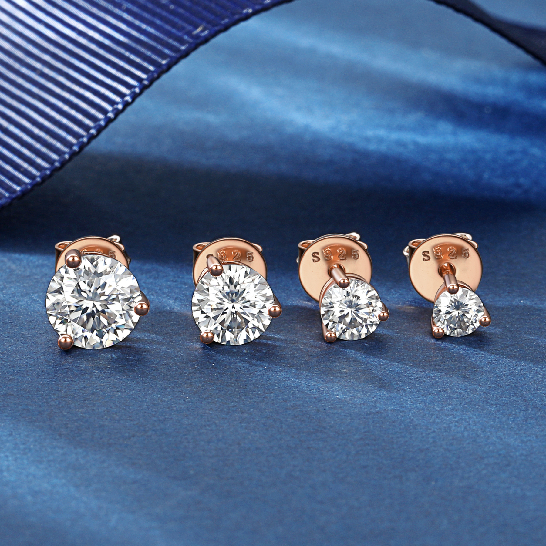 Three-Prong Round Moissanite Stud Earrings in Rose Gold in Different Carats-03