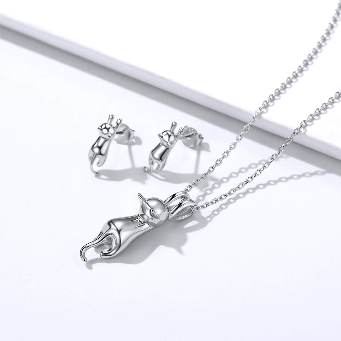 Lovely Cat Stretching Stud Earrings