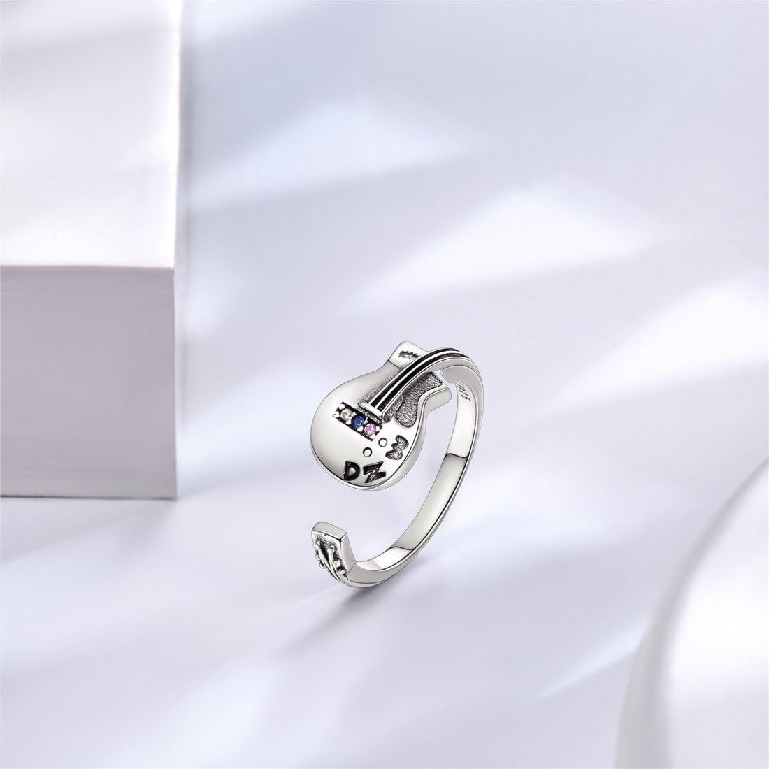 Guitar High Polish Adjustable Ring