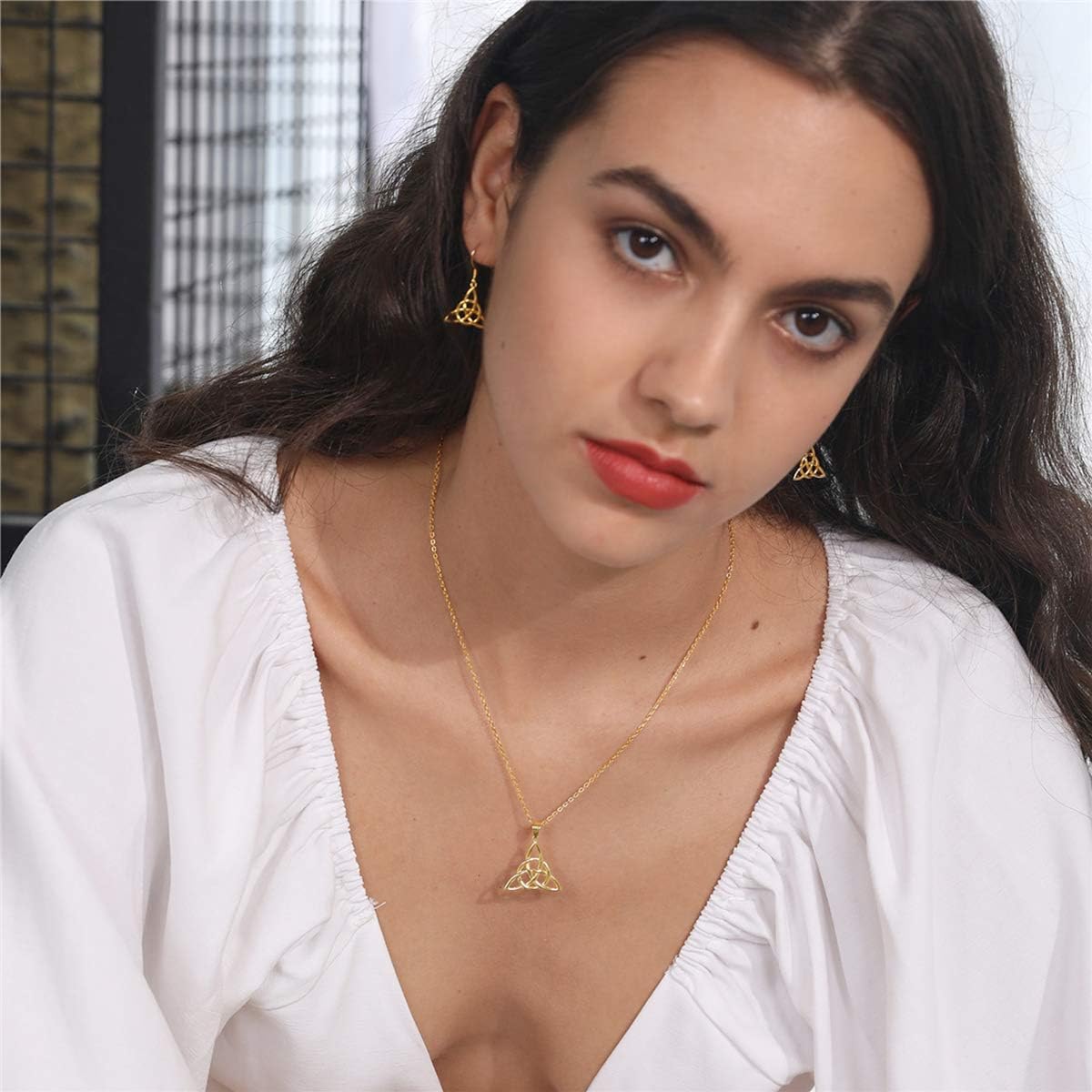 Luck Irish Celtic Knot Triangle Necklaces for Women