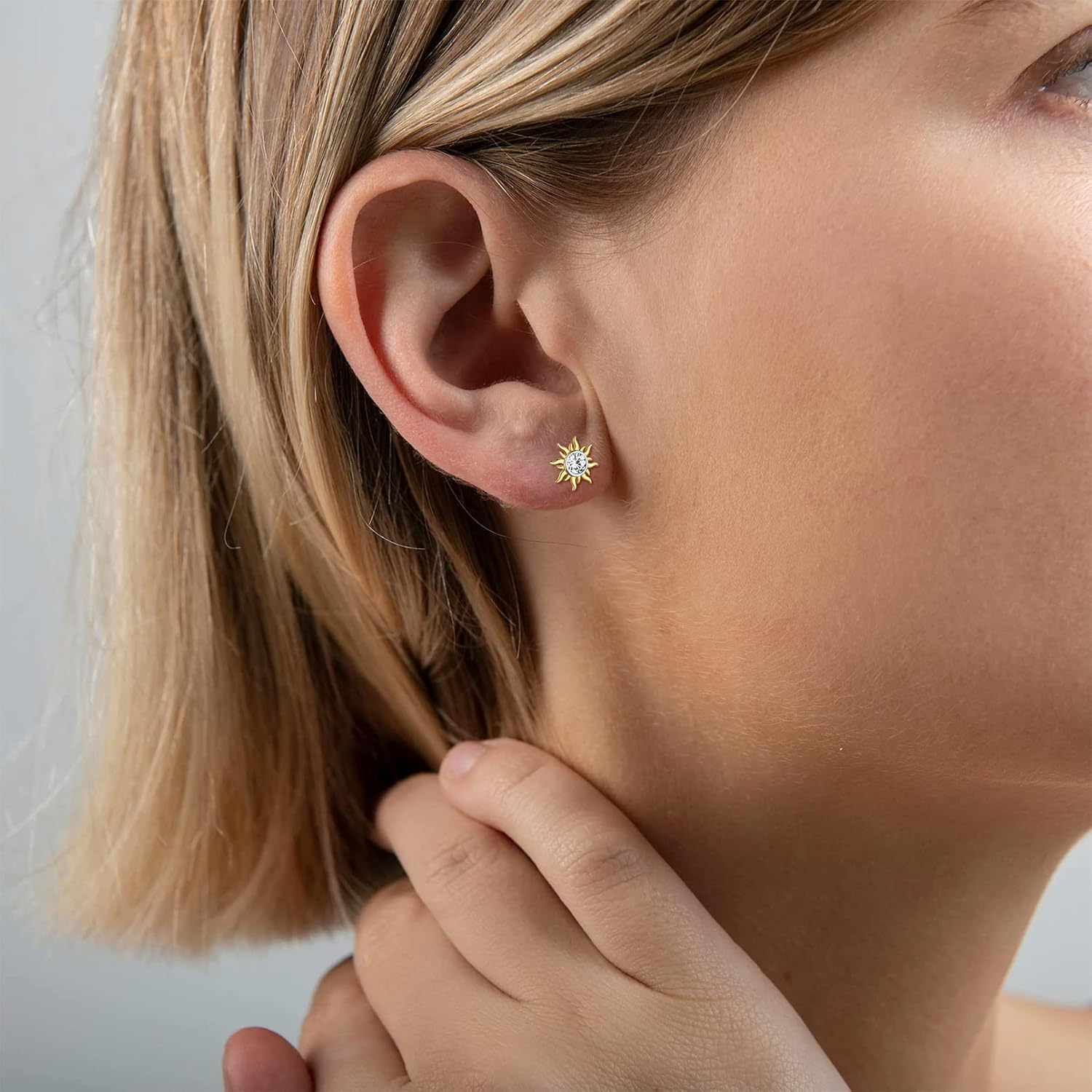 Hypoallergenic Sun Birthstone Earrings for Women, april birthstone, Diamond Jewelry, Aries Birthstone, Taurus Birthstone, birthstone Earrings, gift idea