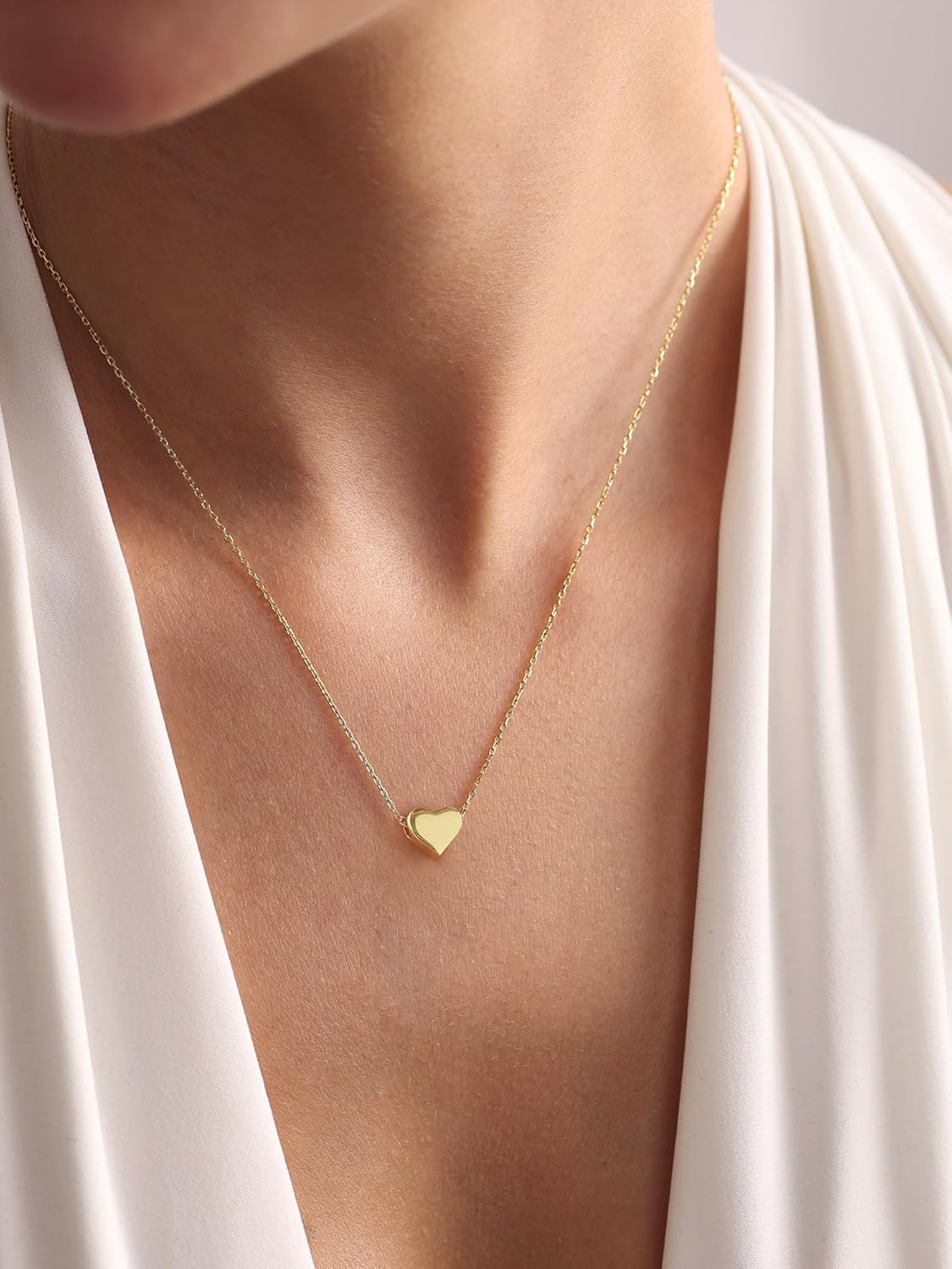 Hot Personalized Dainty Small Heart Necklace, silver jewelry, gift idea, heart jewelry