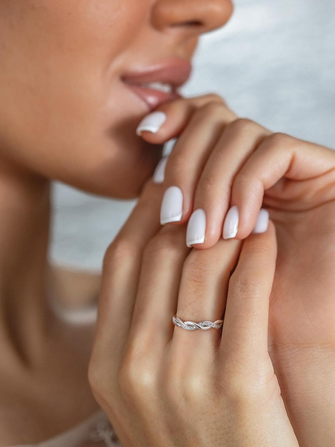 Twisted Rope Black Cubic Zirconia Diamond Wedding Band for Women