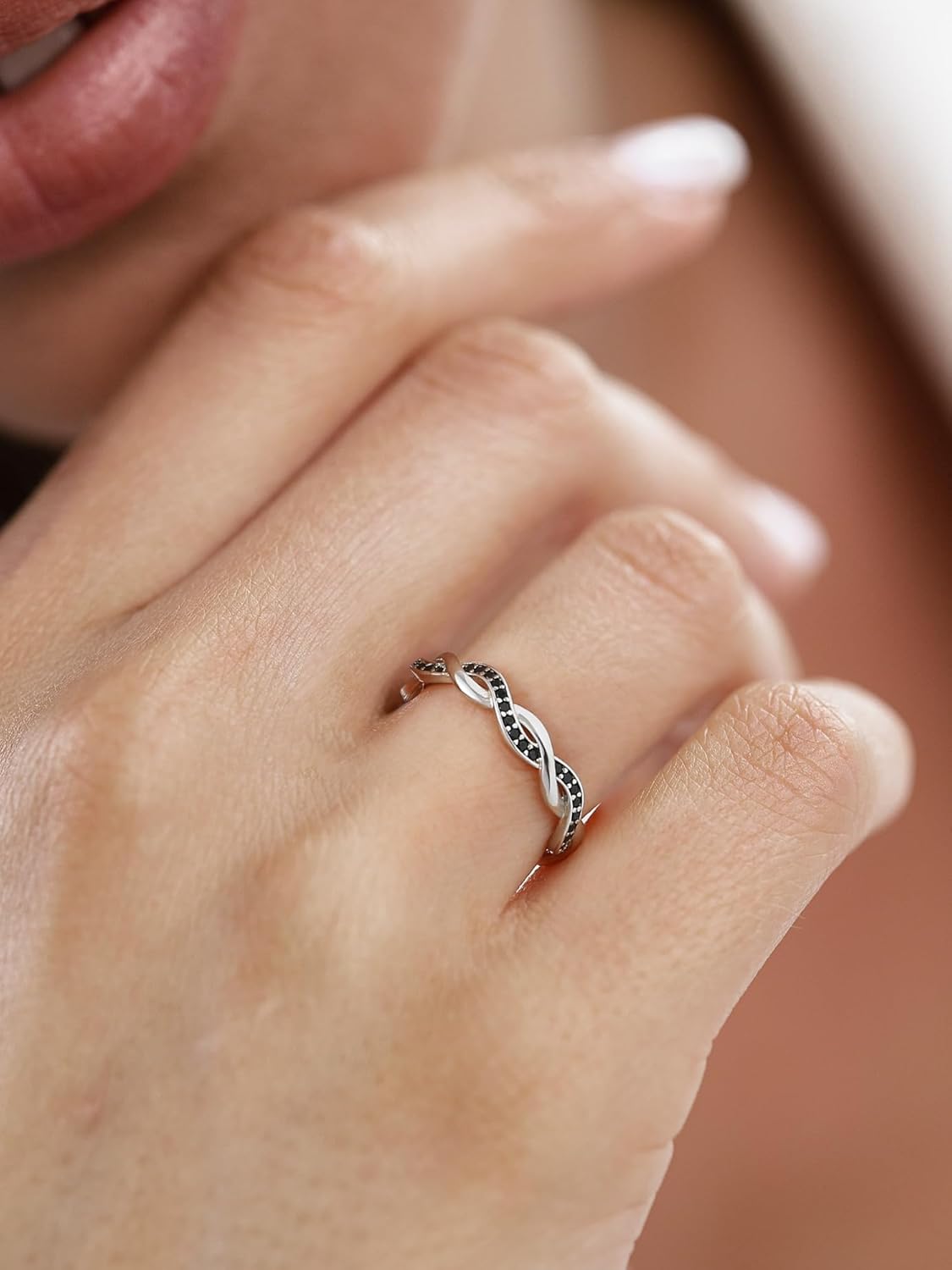 Twisted Rope Black Cubic Zirconia Diamond Wedding Band for Women