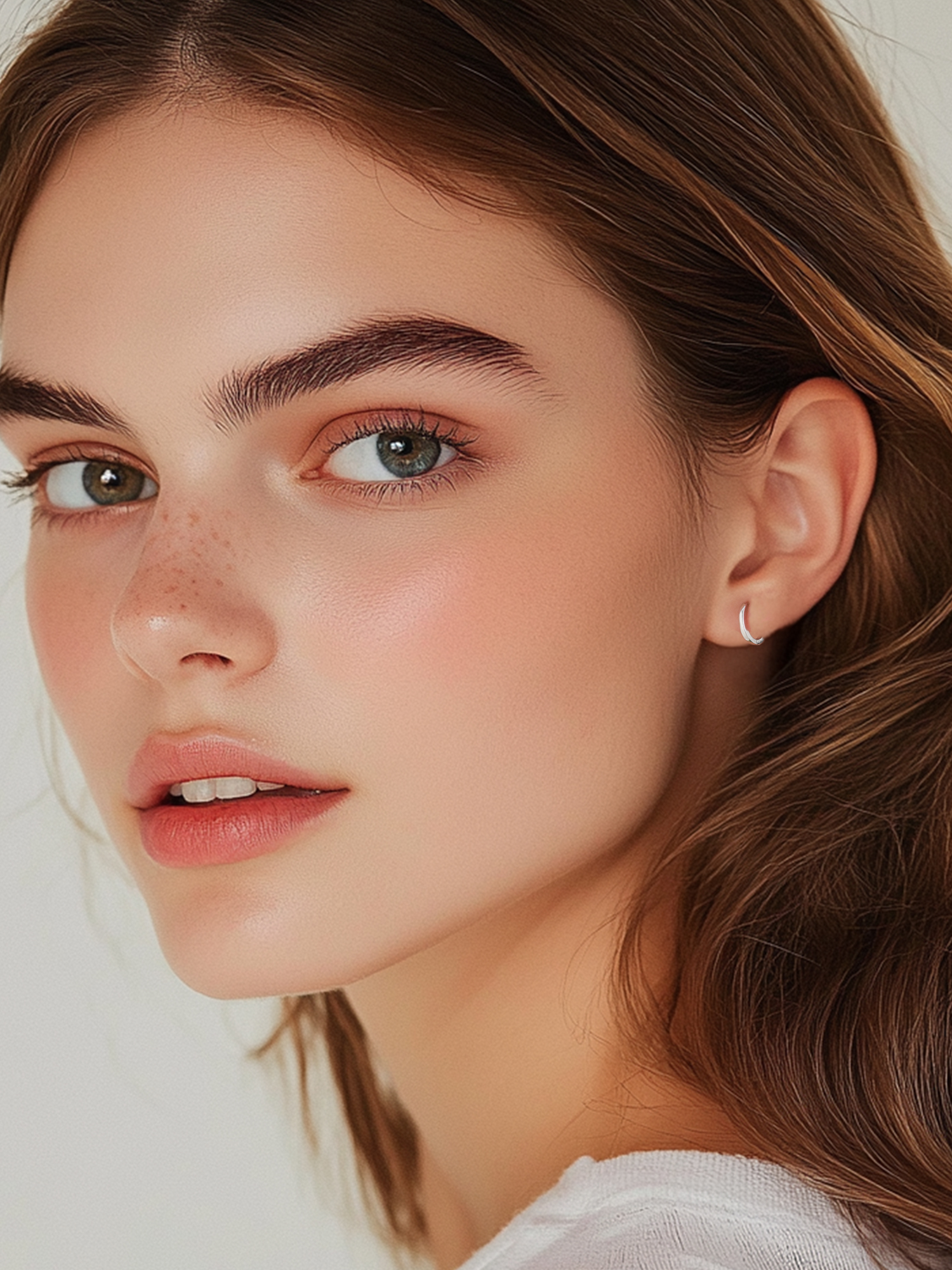 Tiny Cartilage Huggie Hoop Earrings for Women