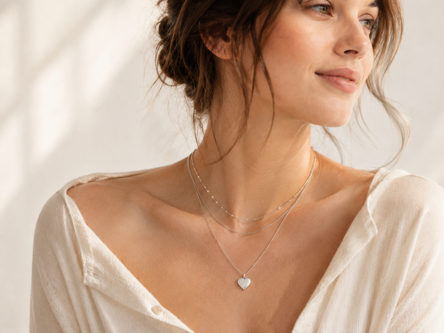 How to Choose the Right Pendant Necklace Meaning, Style & Gift Ideas