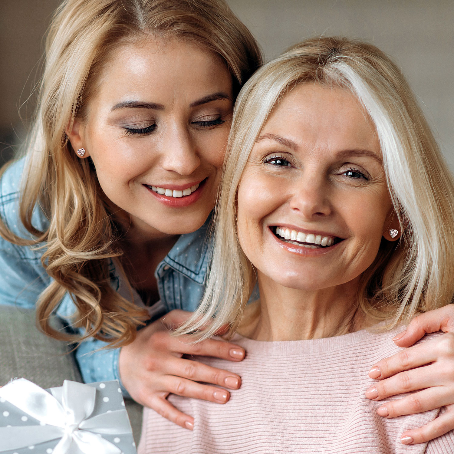 Love Heart Initial Cubic Zirconia Stud Earrings for Women, Ladies, Couples, girlfriend, wife