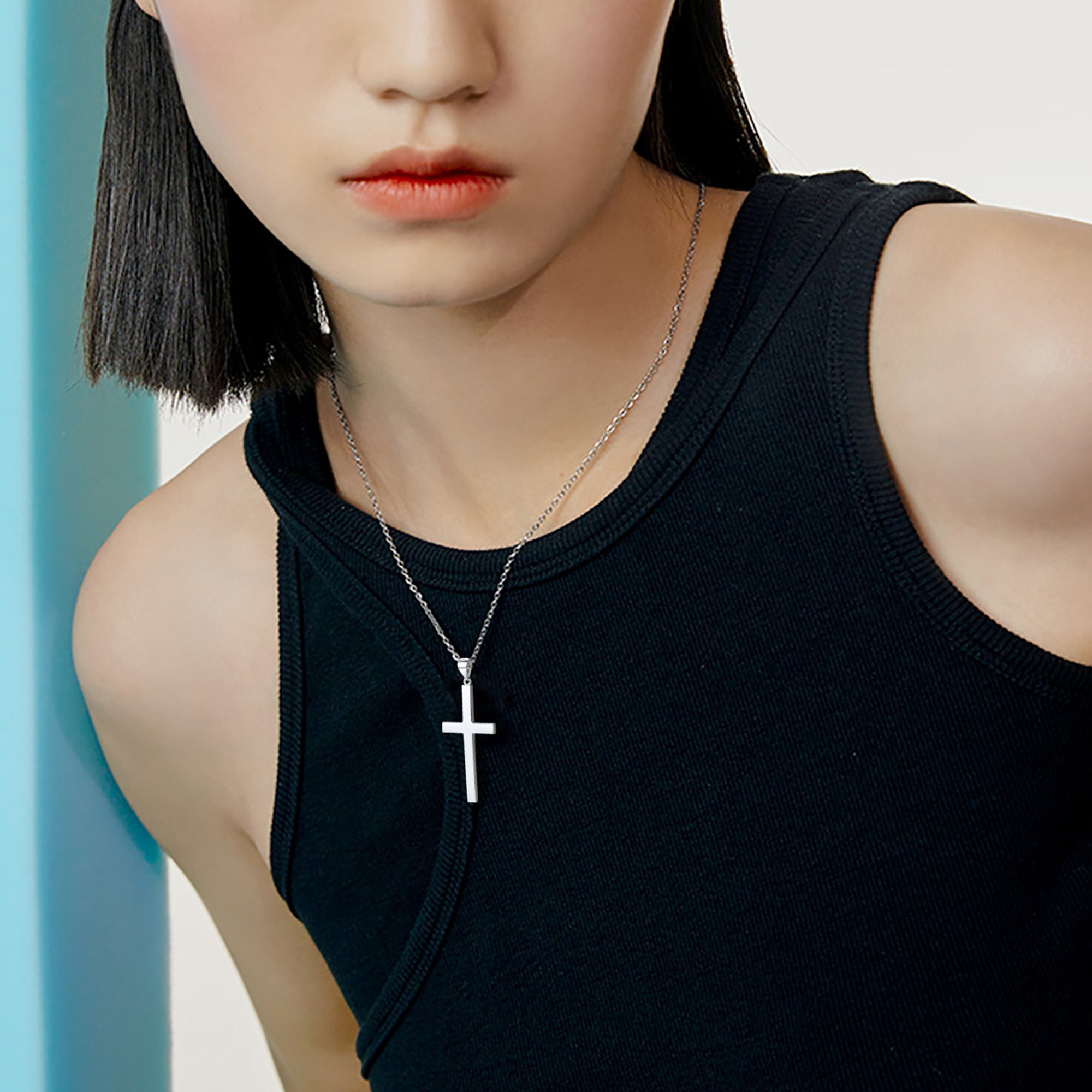 Simple Cross Pendant Necklace in Silver for Women