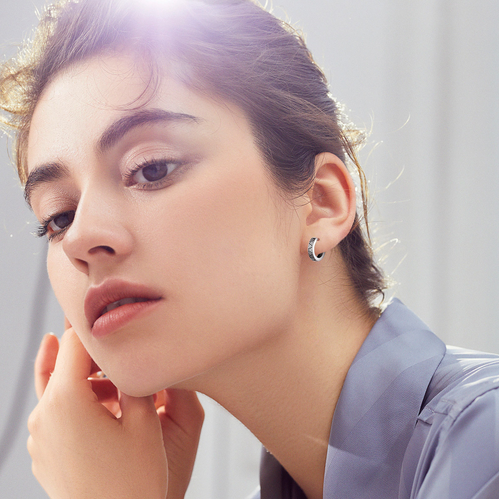  Celtic Triquetra Knot Surround Irish Hoop Earring for Women