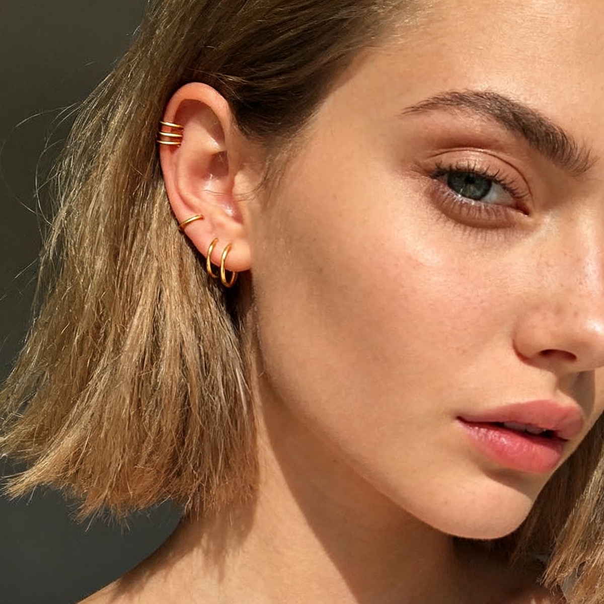 ChicSilver Sterling Silver Tiny Cartilage Huggie Hoop Earrings