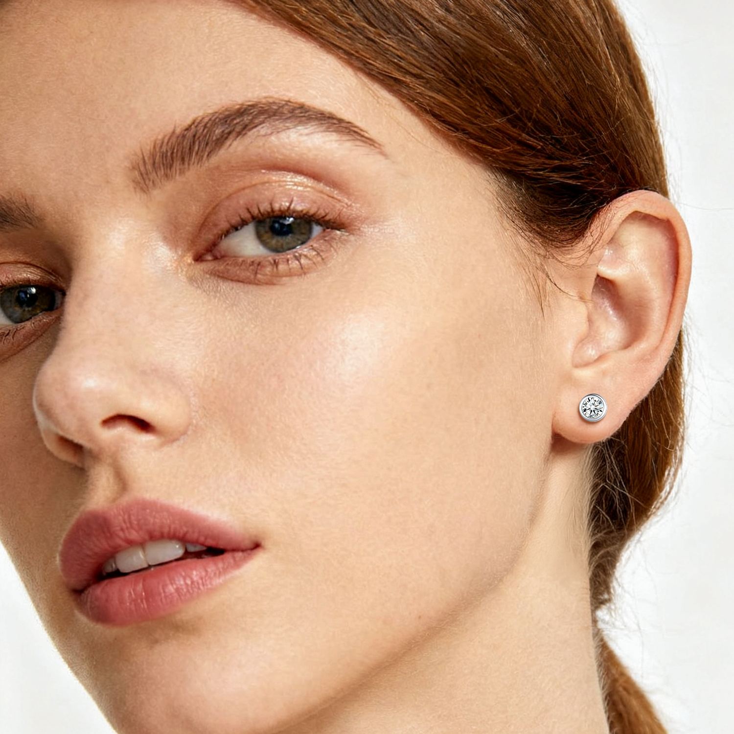 5mm Silver Minimalist Sparkling Cubic Zirconia Stud Earrings for Women, Ladies, Mother, Friends, girlfriend