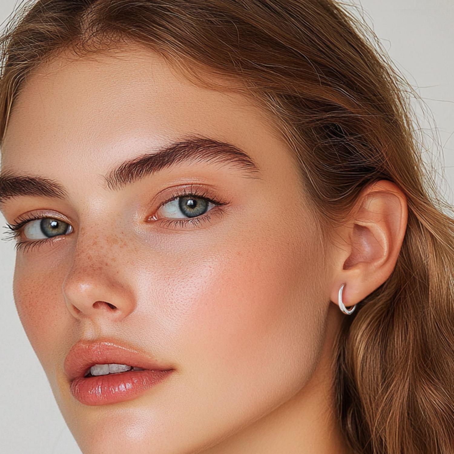 Tiny Cartilage Huggie Hoop Earrings for Women