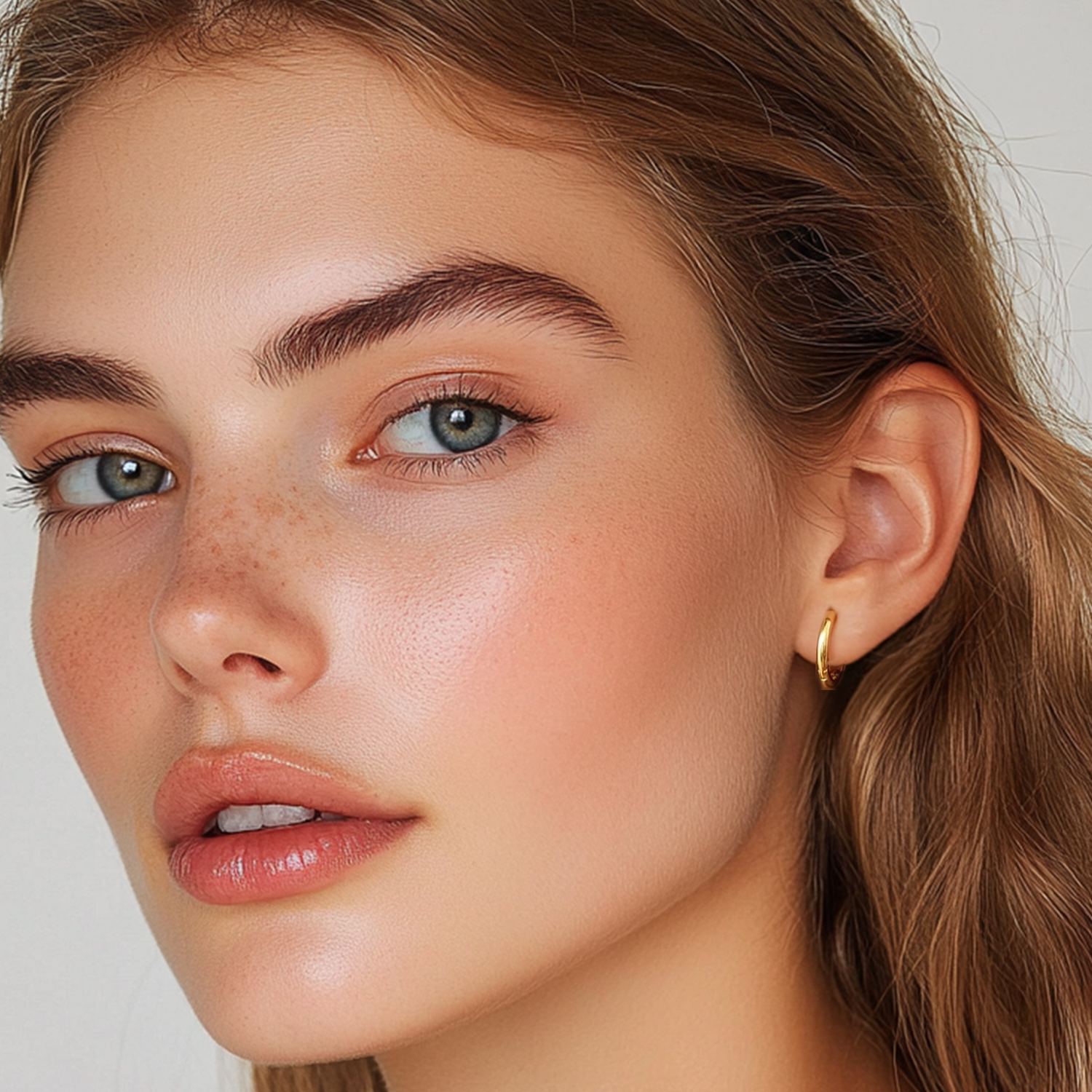 Tiny Cartilage Huggie Hoop Earrings for Women