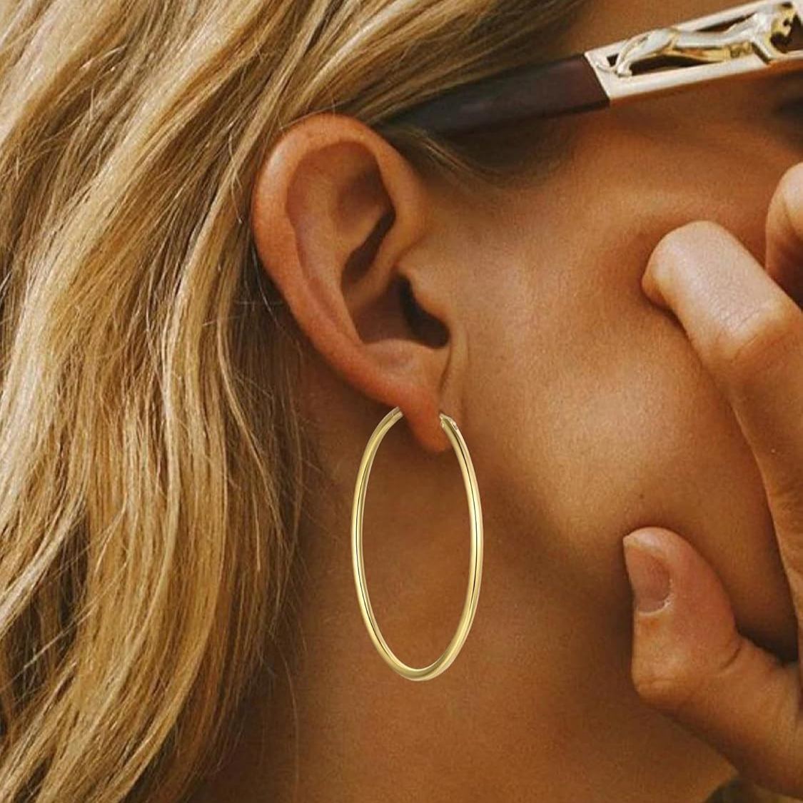 Lightweight Endless Hoop Earring  for Women