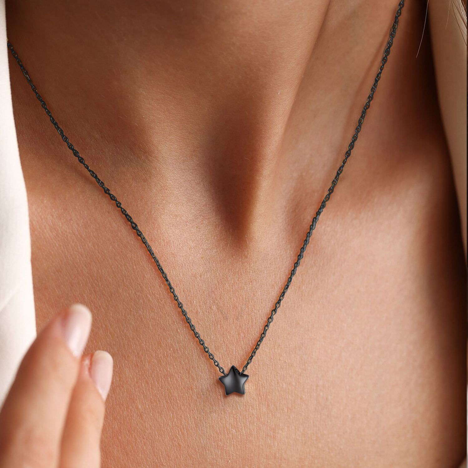 Star Dainty Pendant Necklace