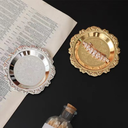 Metal Embossed Vintage Alloy Tray