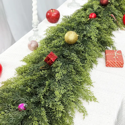 🎅🎄 Artificial Cedar Garland🇺🇸Green Pine Garland for Table, Mantel, Wall – Perfect for Indoor & Outdoor Christmas Decorations