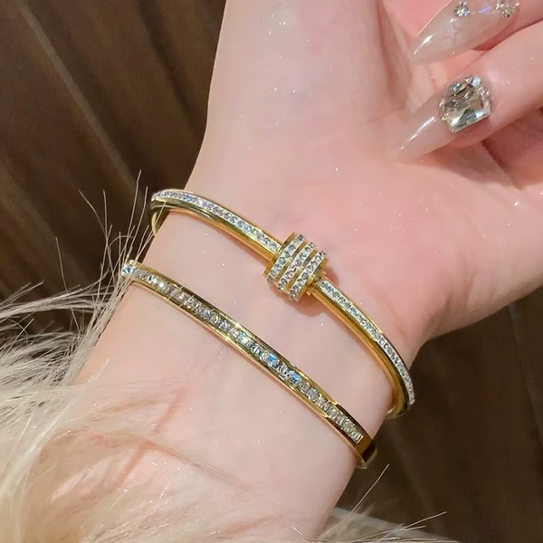 5-Piece Elegant Stainless Steel Bracelet Set, Fashionable Classic Design & Fade-Resistant