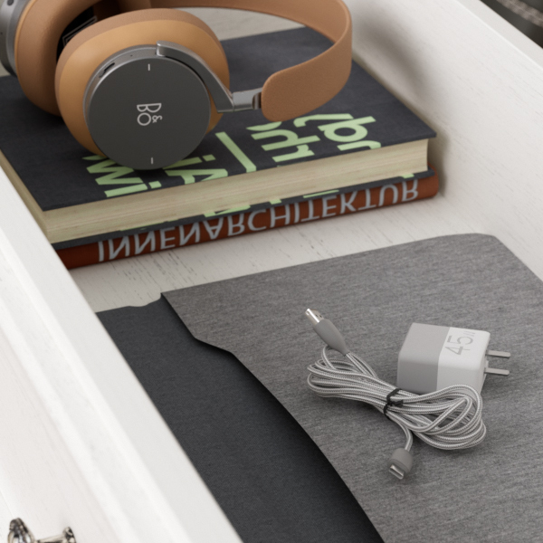 Dresser for Bedroom with 5 Drawers, Modern Chest of Drawers with Metal Handle for Living Room Bedroom Hallway, Black Farmhouse Dresser 31.5 x 15.75 x 44.3 Inch TV Stand