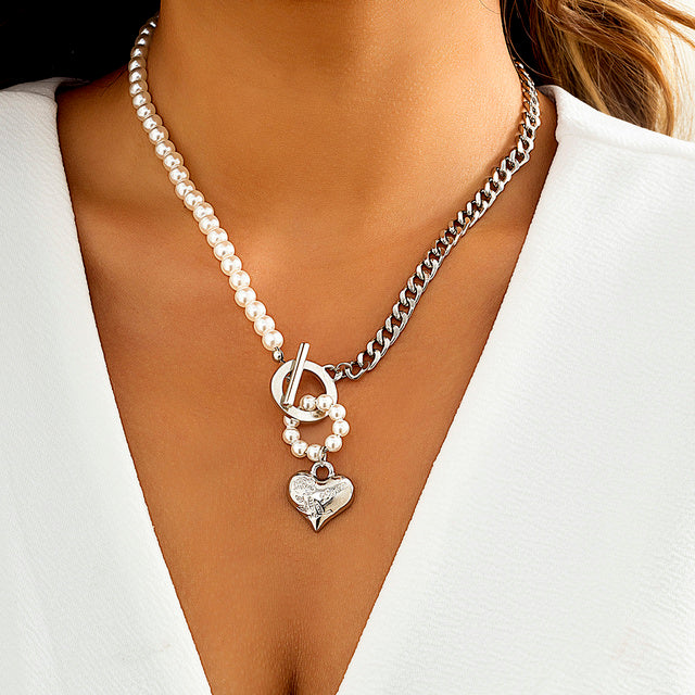 Goth Baroque Pearl Coin Portrait Pendant Necklace for Women Vintage Multi Layer Link Chain Necklace Punk Aesthetic Jewelry