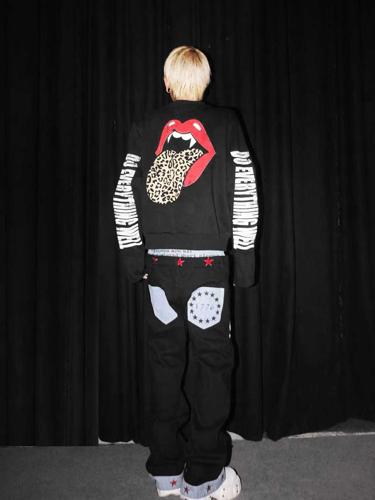 DETWONLINE™Printed Rivet Long-Sleeve Hoodie