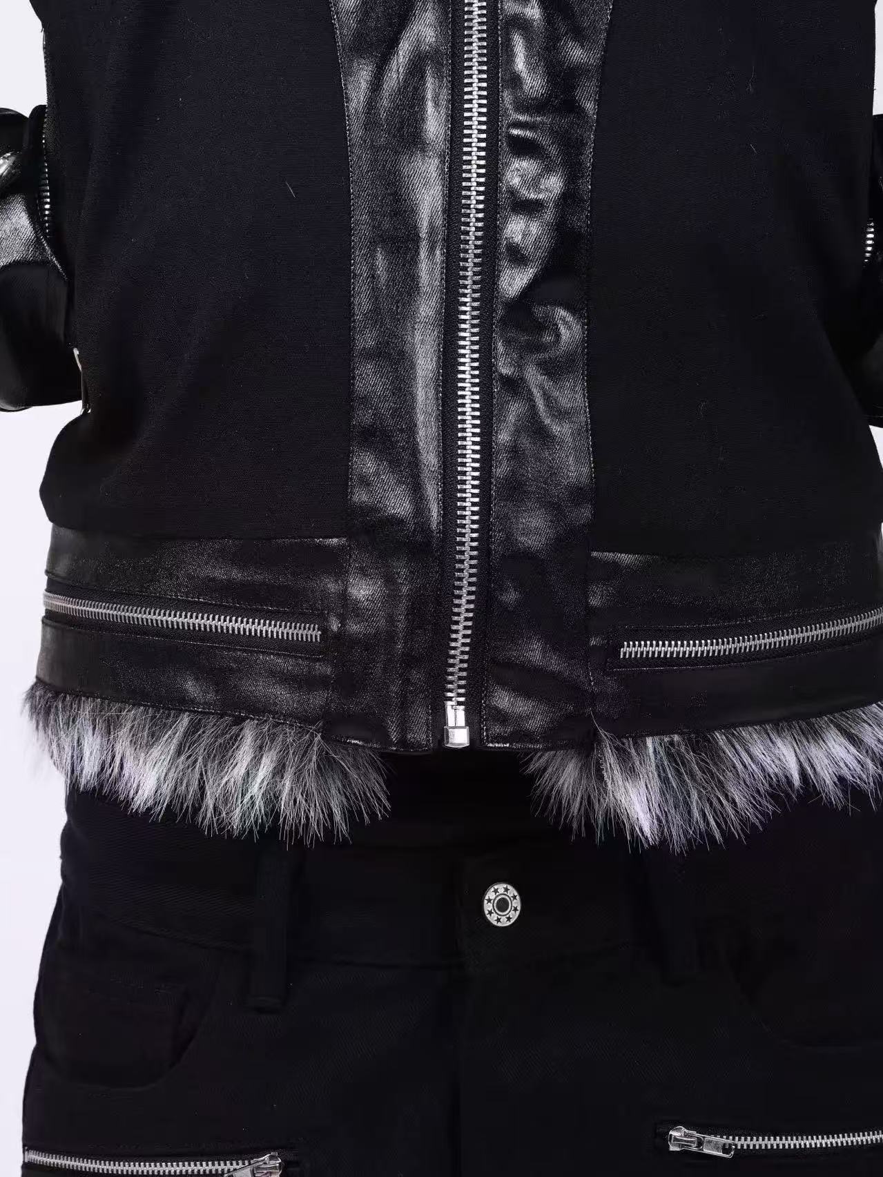 DETWONLINE™Coyote coat