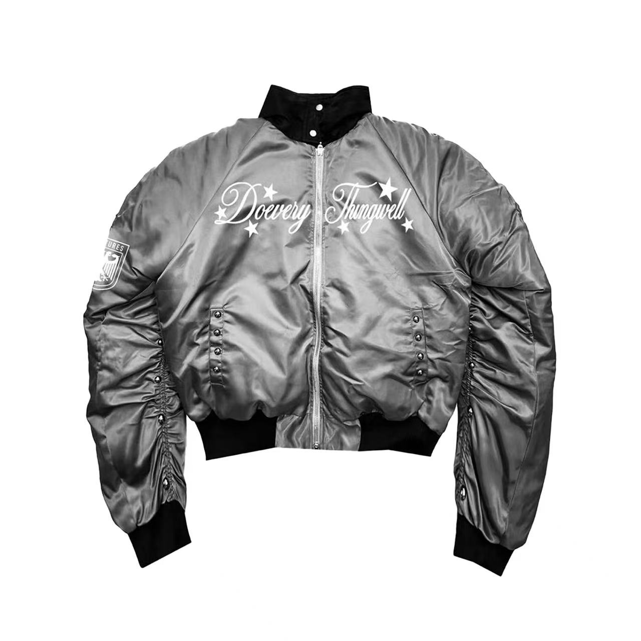 DETWONLINE™Silver-embossed bomb