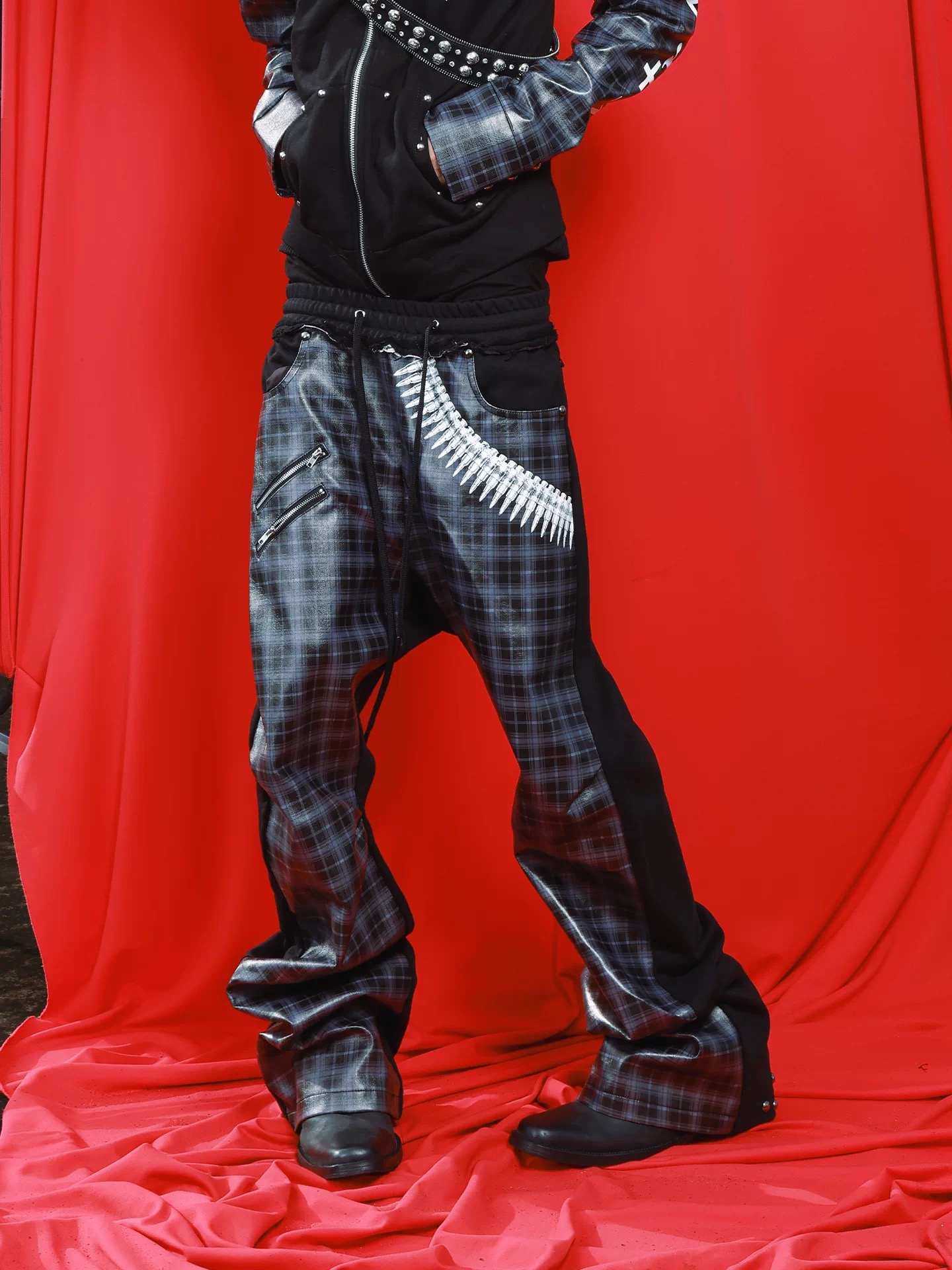 DETWONLINE™Single Pocket Plaid Faux Leather Spliced Street Wrinkle Micro Flare Casual Pants, Unisex